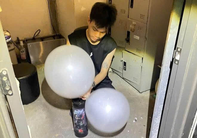 Bán hơn 65.000 quả ‘bóng cười’, 6 bị cáo chia nhau 48 năm tù- Ảnh 1. Bán hơn 65.000 quả ‘bóng cười’, 6 bị cáo chia nhau 48 năm tù- Ảnh 1.