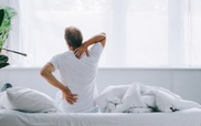 Phòng ngừa và điều trị loãng xương, đau khớp ở người nhiễm HIV