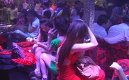Chủ nhà hàng Hàn Quốc lĩnh án khi để tiếp viên bán dâm ở TPHCM