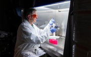 Canada ghi nhận ca HIV đầu tiên thuyên giảm bền vững sau ghép tủy xương