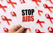 Tự chủ về tài chính y tế - ‘chìa khóa’ duy trì cuộc chiến chống HIV/AIDS