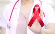 Nổi mụn nhiều ở mặt và lưng liệu có phải do nhiễm HIV?