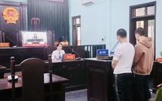 Hai thanh niên bán ma túy cho khách ‘chơi’ lĩnh án gần 23 năm tù