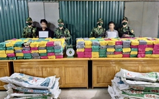 Bắt 2 đối tượng vận chuyển 500kg ma túy trên xe đầu kéo qua biên giới