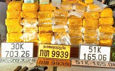 Truy t&#236;m chủ chiếc xe Kia Carnival vận chuyển 45kg ma t&#250;y v&#224; vũ kh&#237;