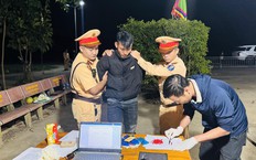 L&#224;o Cai: Bắt 2 đối tượng mua b&#225;n 1.400 vi&#234;n ma t&#250;y tổng hợp