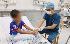 Cứu sống bé 9 tuổi ngộ độc Methadone ngừng tim nguy kịch