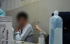 Hàng trăm trẻ em nhiễm HIV từ kim tiêm bẩn tại bệnh viện Pakistan