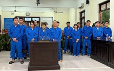 Tuyên phạt 25 bị cáo trong vụ án ma túy tại quán karaoke
