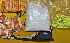 Truy nguồn gốc kiện hàng hơn 10kg ma túy gửi về từ Đức