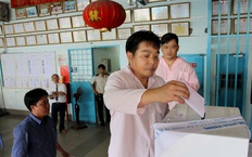 Người đang cai nghiện bắt buộc có quyền bầu cử như thế nào?