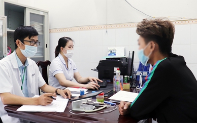 Xét nghiệm viêm gan C cho gần 300 bệnh nhân HIV/AIDS tại Cao Bằng