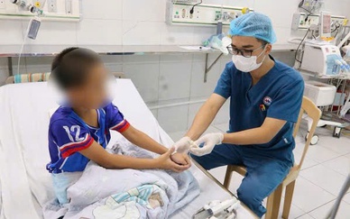Cứu sống bé 9 tuổi ngộ độc Methadone ngừng tim nguy kịch