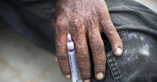 Pakistan: Gần 9 triệu người nghiện ma túy mỗi năm