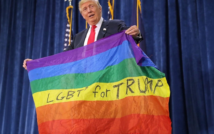 Tổng thống Donald Trump cam kết chống phân biệt đối xử với LGBT