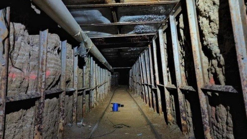Phát hiện đường hầm ma túy khổng lồ xuyên biên giới Mỹ - Mexico