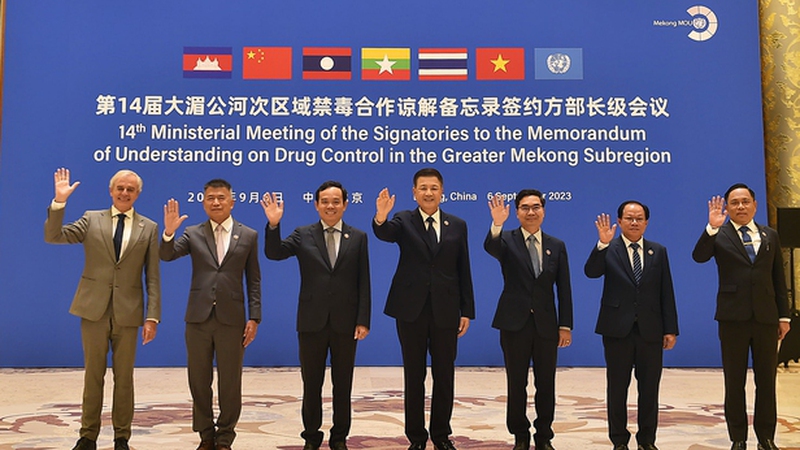 Chủ động hợp tác quốc tế sâu rộng để ngăn chặn nạn buôn bán ma túy xuyên quốc gia