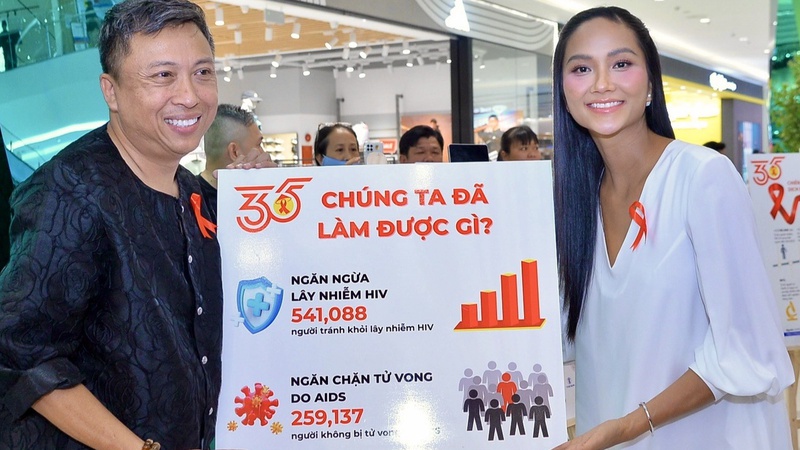 Khởi động chiến dịch truyền thông hưởng ứng 35 năm Việt Nam ứng phó với đại dịch HIV/AIDS