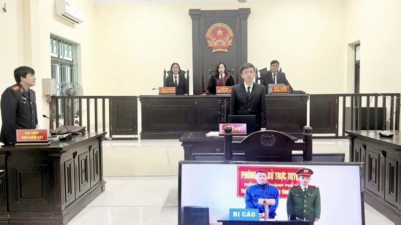 Tổ chức cho bạn sử dụng ma tuý, lĩnh 8 năm tù