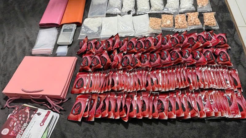 Triệt phá đường dây ma túy qua 'shipper' thu giữ gần 5kg ma túy tại Hà Nội