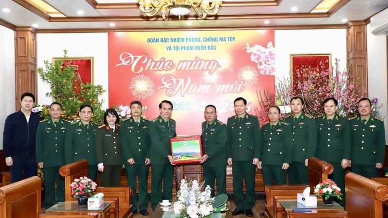 Bộ Tư lệnh Bộ đội Biên phòng thăm, chúc Tết cán bộ, chiến sĩ Đoàn Đặc nhiệm phòng, chống ma túy và tội phạm miền Bắc