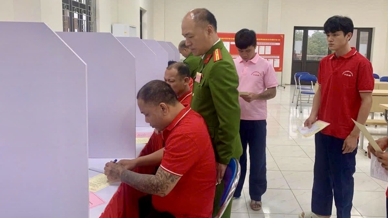 Hơn 4.800 cử tri tại các cơ sở cai nghiện ma túy Hà Nội tham gia ngày hội bầu cử